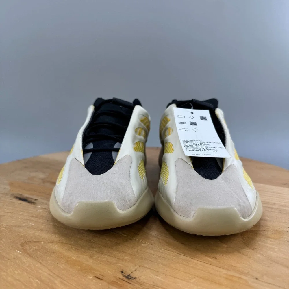 Adidas Yeezy 700 V3 Kids Size‎ 3.5 Shoes 'Safflower' Sneakers Yellow G54854  NEW